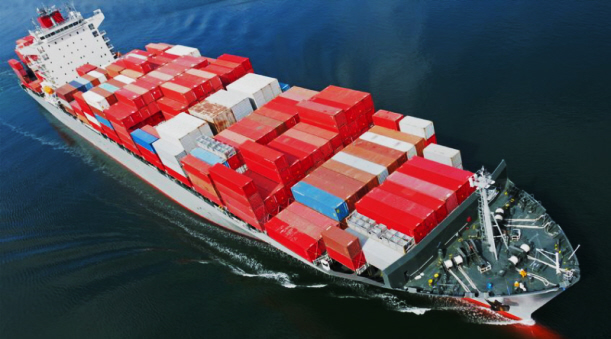 Transport morski z Chin, kontenery i drobnica